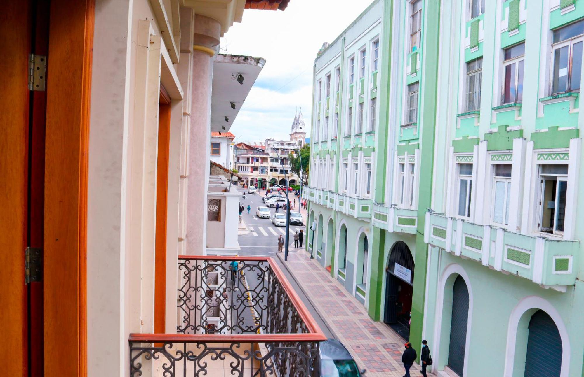 Grand Victoria Boutique Hotel Loja Exterior photo