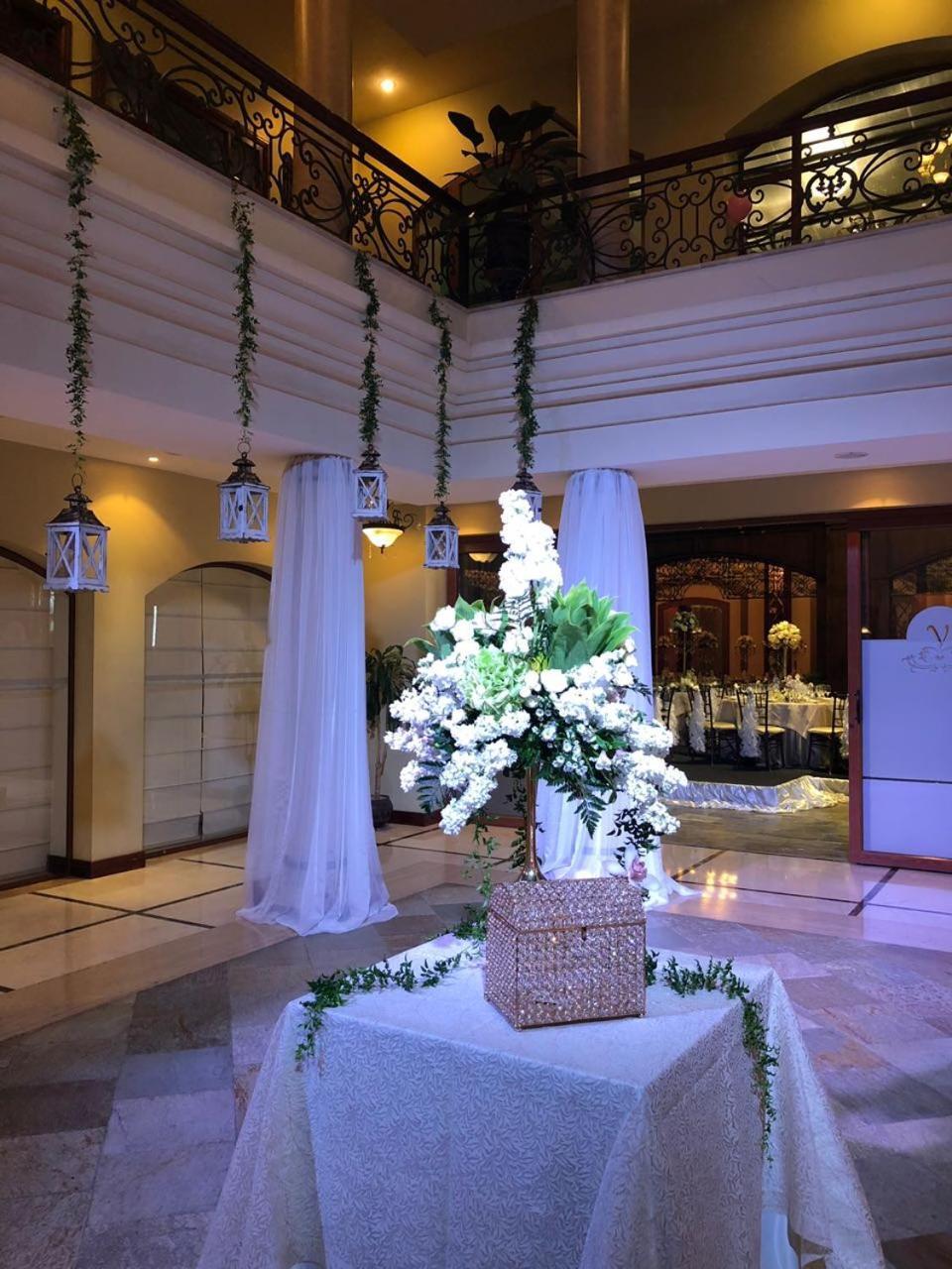 Grand Victoria Boutique Hotel Loja Exterior photo